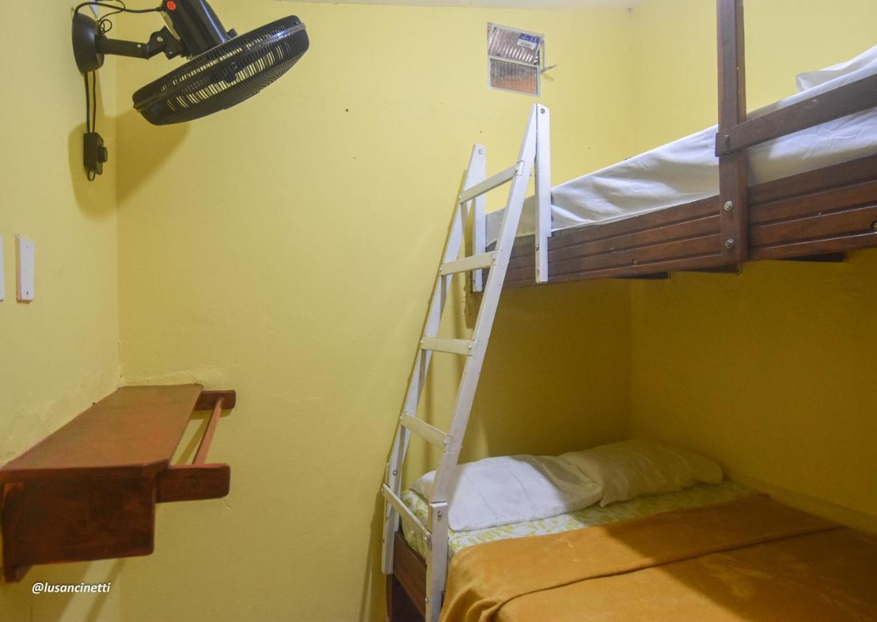 Quinca'S Hostel Ленсойс Екстер'єр фото